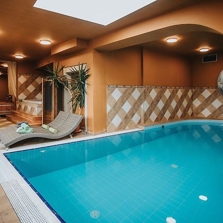 Hotel Ruze Чески-Крумлов Экстерьер фото Spa center