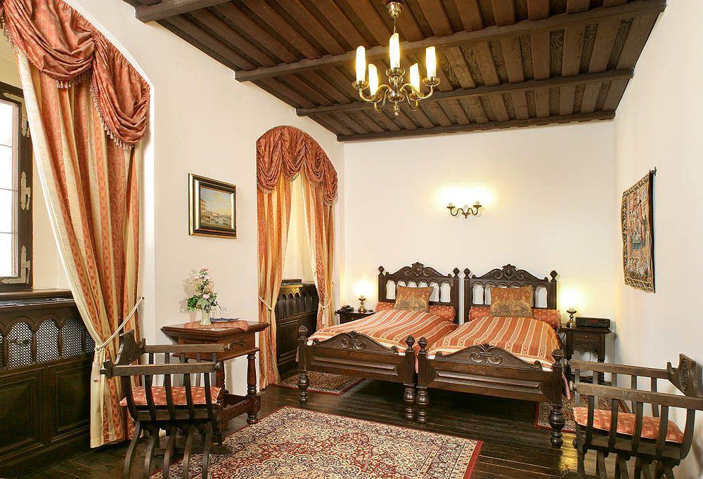 Hotel Ruze Чески-Крумлов Номер фото A room at the hotel