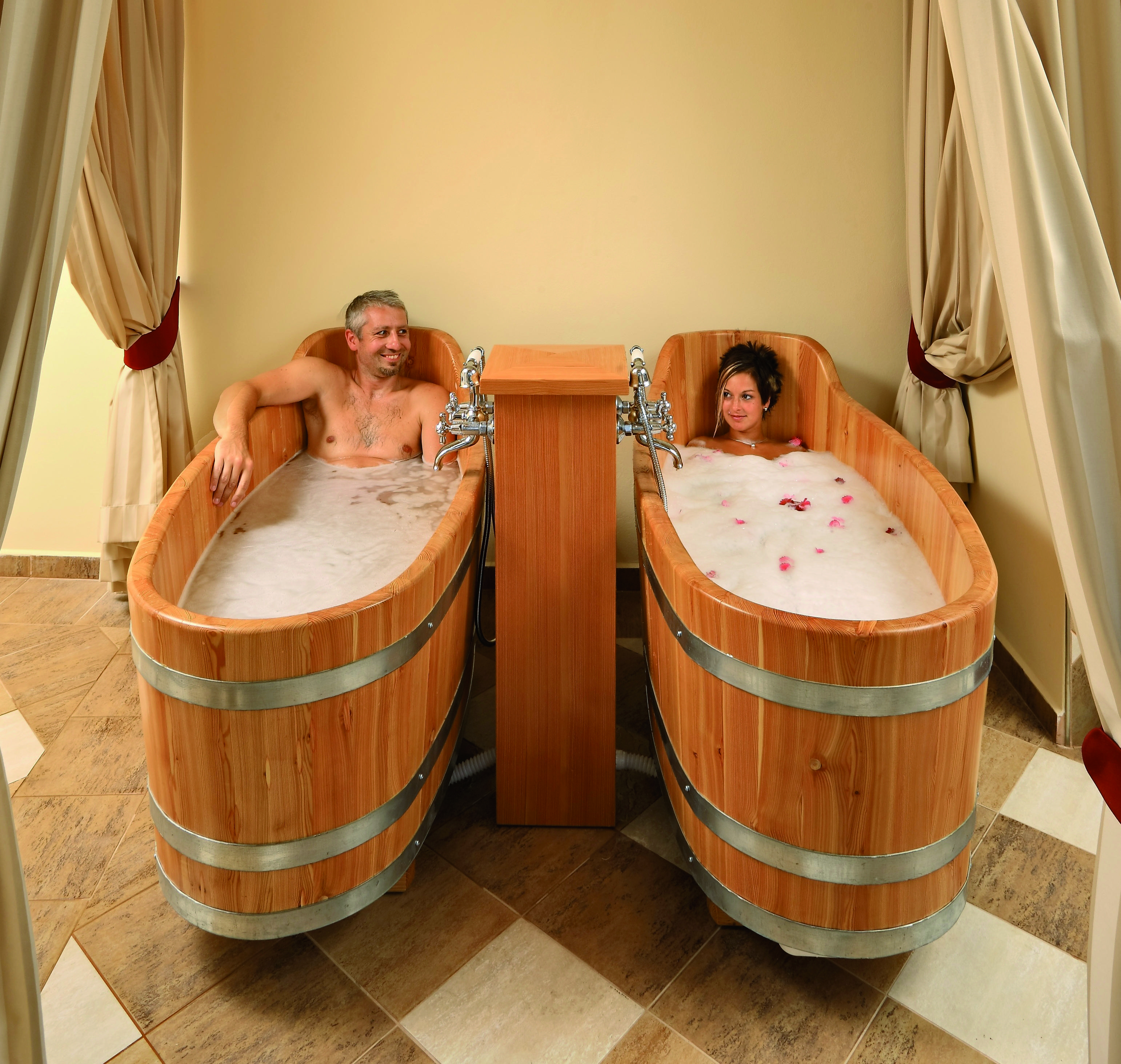 Hotel Ruze Чески-Крумлов Экстерьер фото A spa treatment