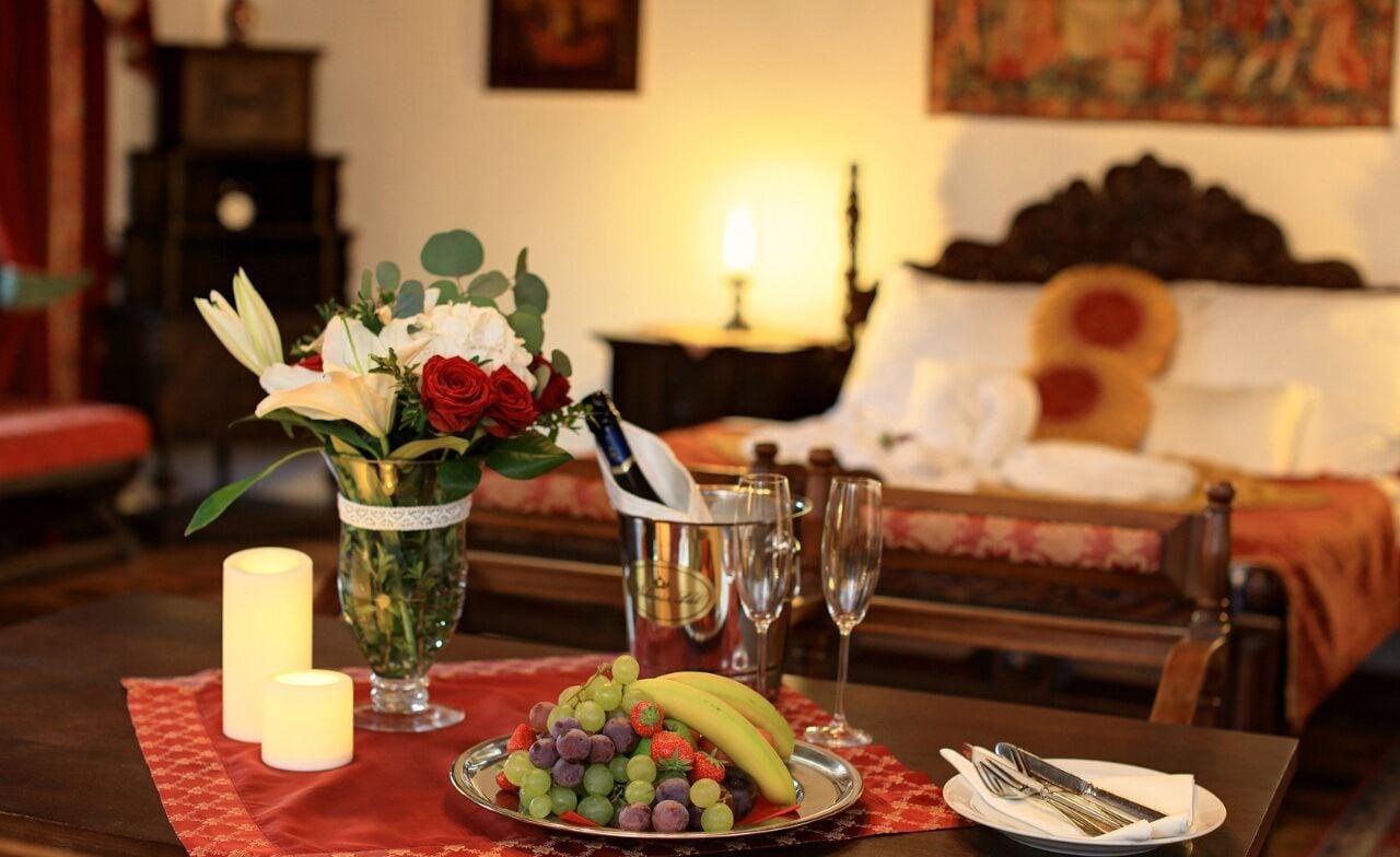 Hotel Ruze Чески-Крумлов Экстерьер фото A romantic setting