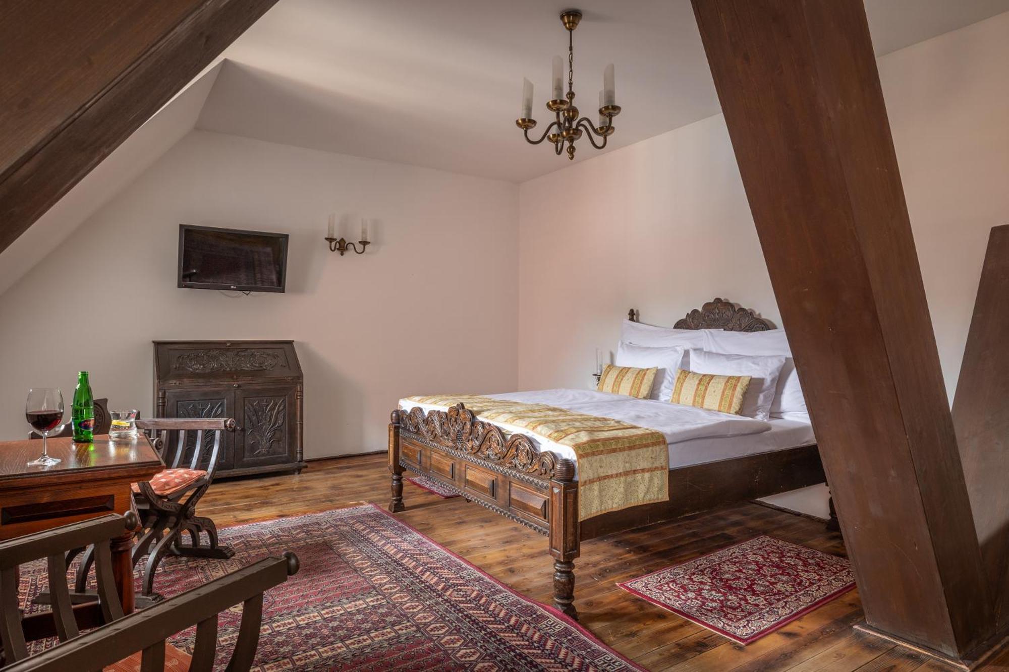 Hotel Ruze Чески-Крумлов Экстерьер фото Suite