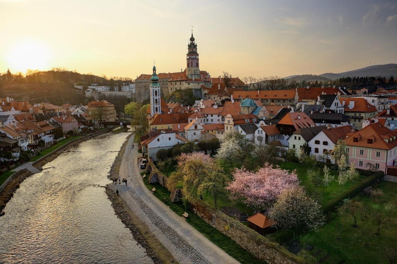 Hotel Ruze Чески-Крумлов Экстерьер фото The Old Town of Český Krumlov
